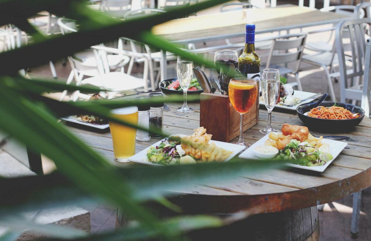 Caledonian Inn Robe Ngoại thất bức ảnh